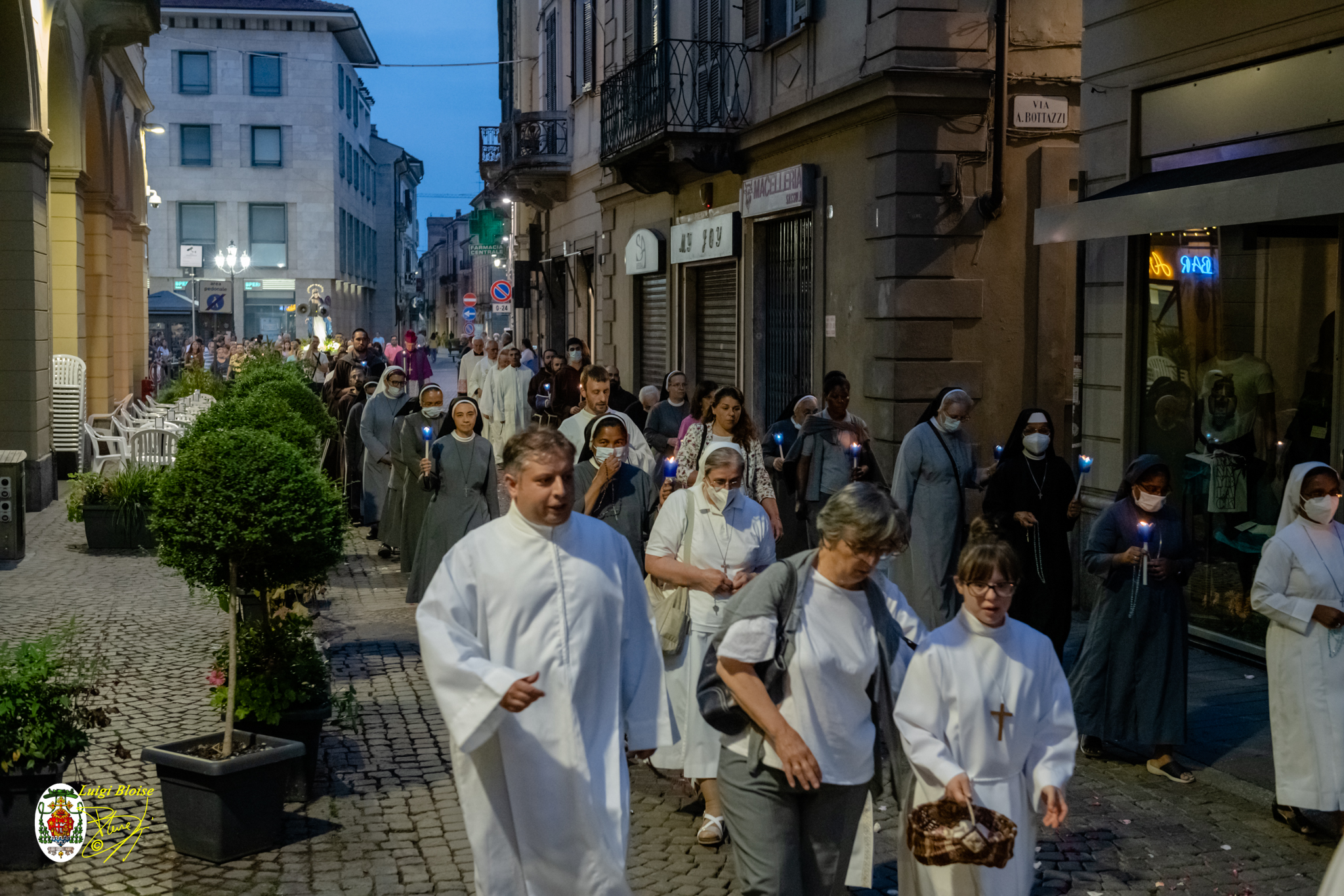 2022_mag_31_TORTONA_Processione-mese-mariano_diocesi_-70