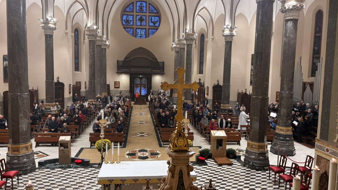 CELEBRATA LA SOLENNITÀ DI TUTTI I SANTI in Santuario