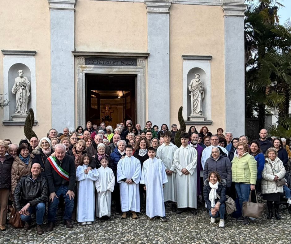 Pellegrinaggio alla tomba di Don Renzo: abbraccio di memoria e gratitudine