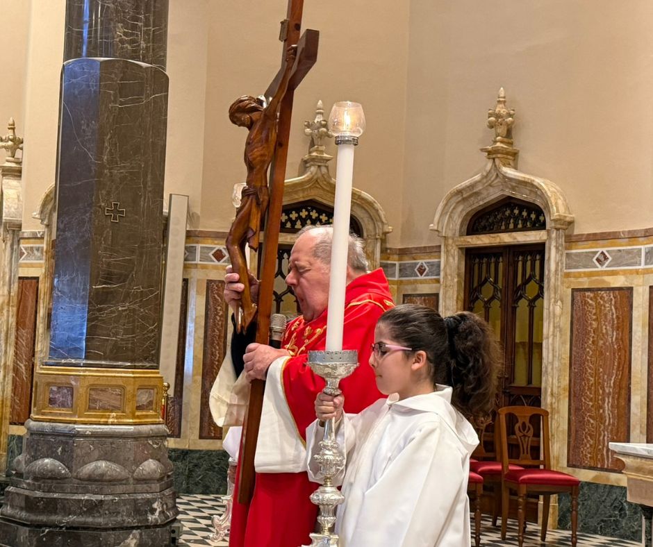 Venerdì Santo: la Croce tra le opere di carità orionine e adorata in Santuario